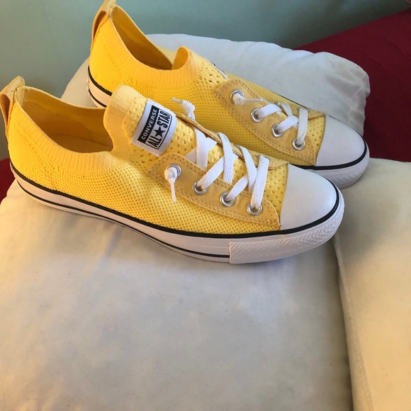 converse shoreline knit slip yellow